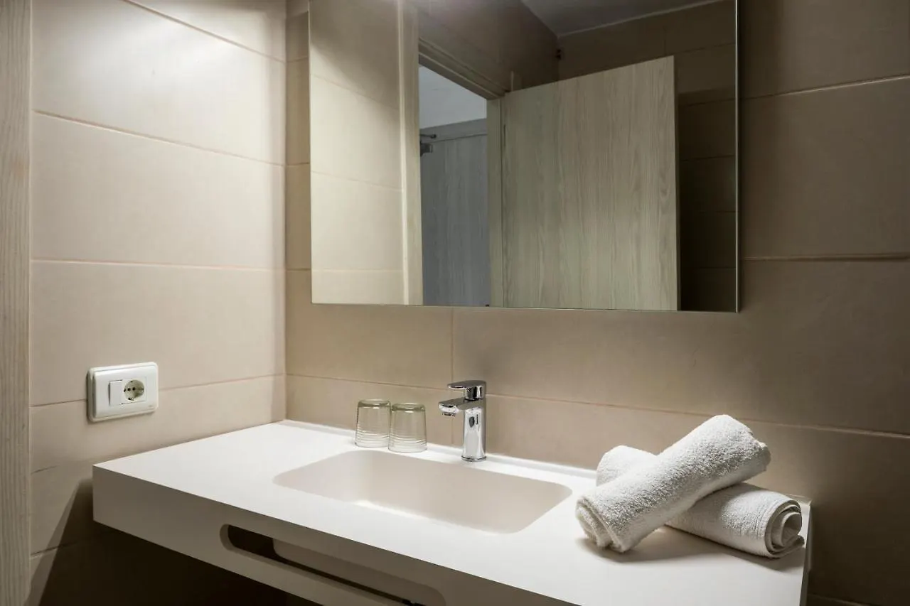 شقة Apartamentos El Moro سان أنطونيو إسبانيا