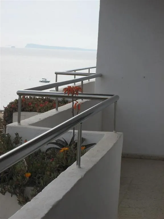 Apartamentos El Moro San Antonio  Apartment